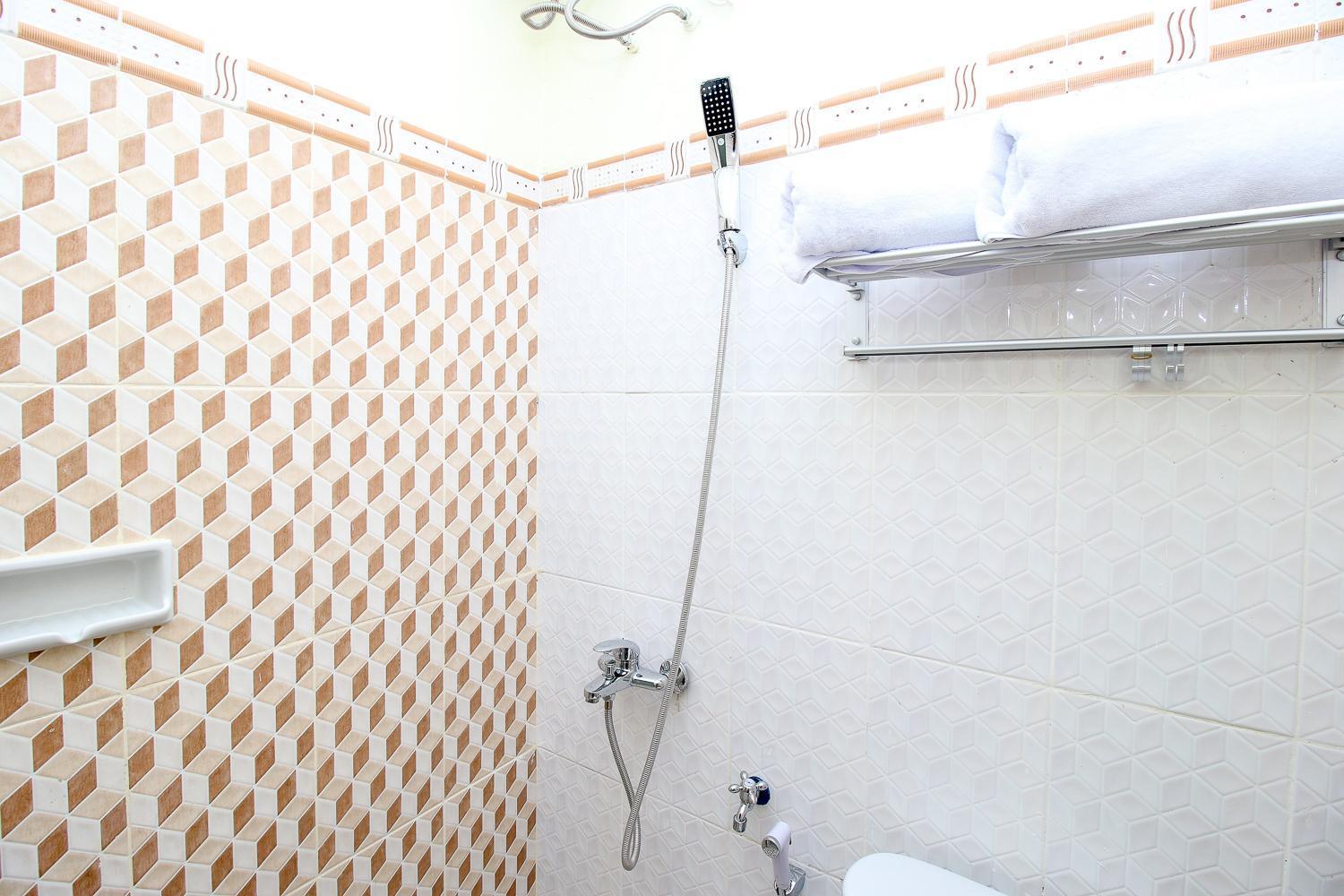 Reddoorz Syariah @ Pahlawan Sidoarjo Hotel Ngoại thất bức ảnh